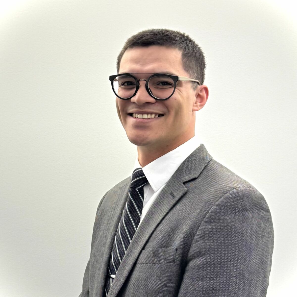 Alex headshot